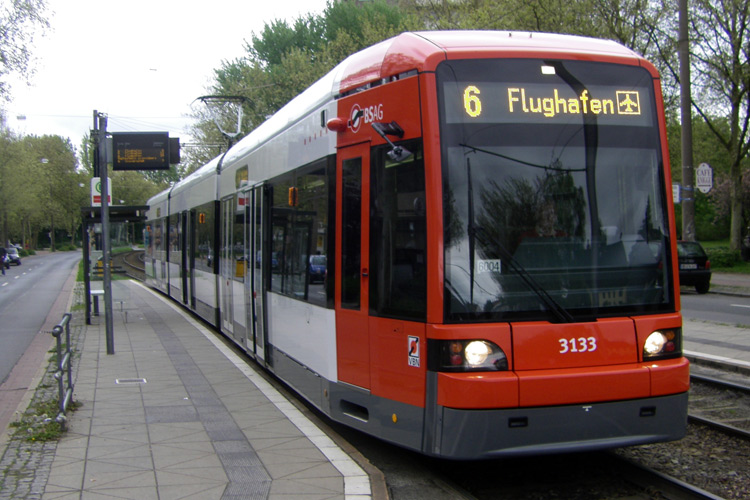 (2010) GT8N-1 Emmastraße, Quelle: Uwca@commons.wikimedia.org